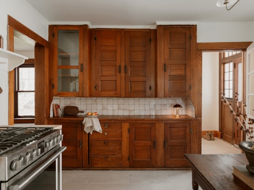 Estrela pombalino kitchen before works, original panelled units